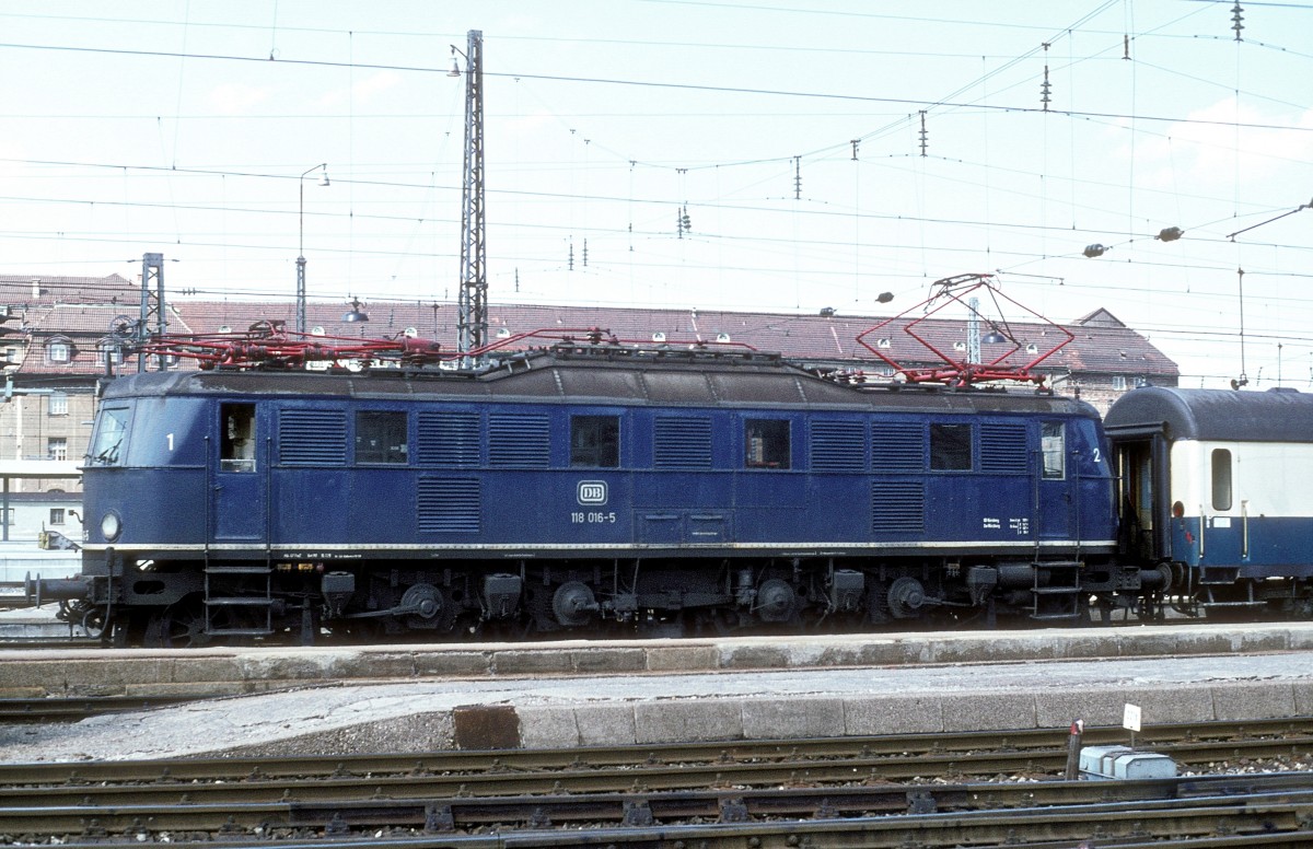 118 016  M�nchen Hbf  26.05.79