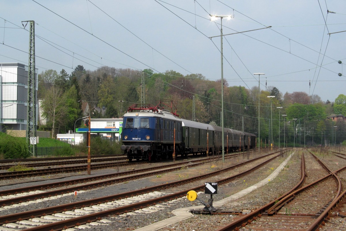 118 047-0 mit N Coburg - Bamberg am 13. April 2014 in Coburg Gbf.