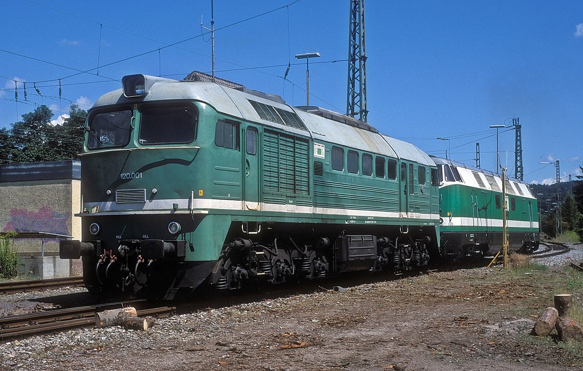 120 001 + 118 003  Tübingen  31.07.00