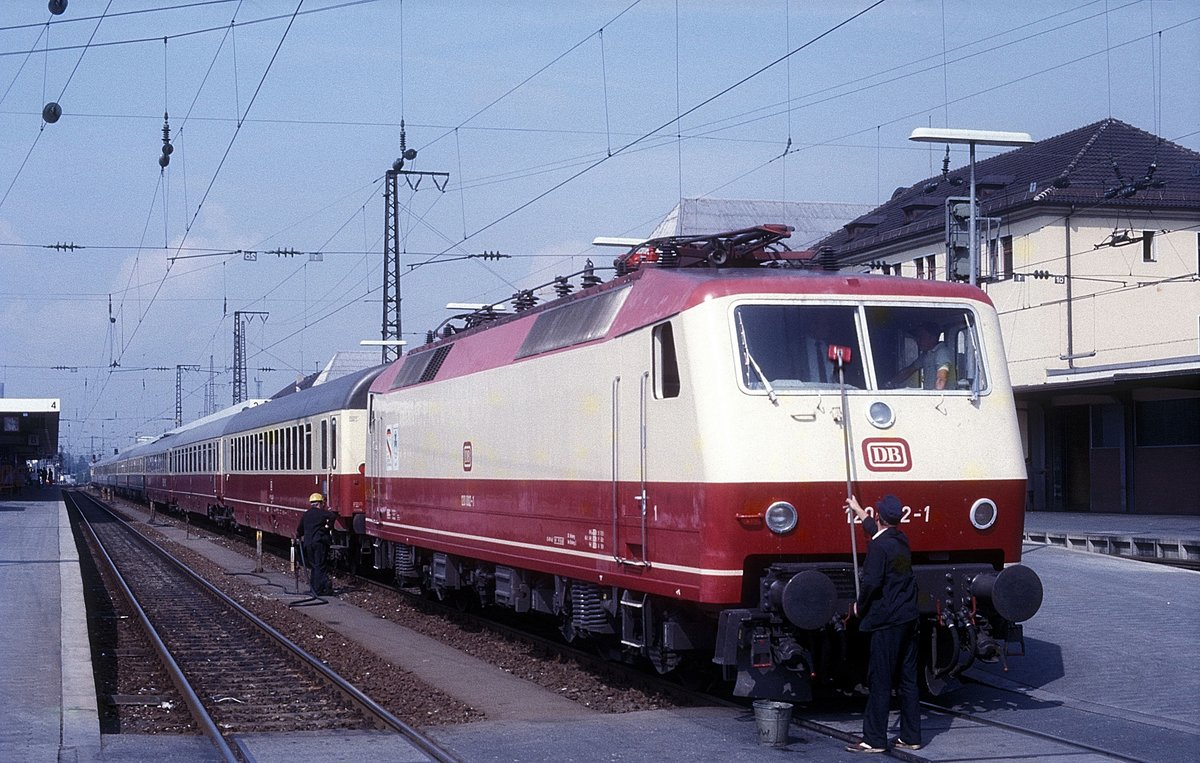120 002  Nürnberg Hbf  xx.07.85