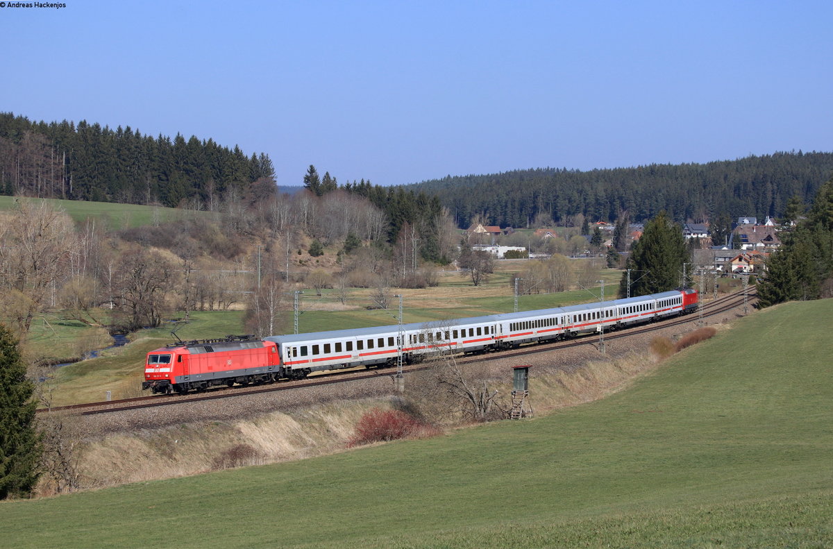 120 113-6 und 120 120-1 mit dem LPF 77759 (Karlsruhe Hbf-Singen(Htw)) bei Stockburg 8.4.20