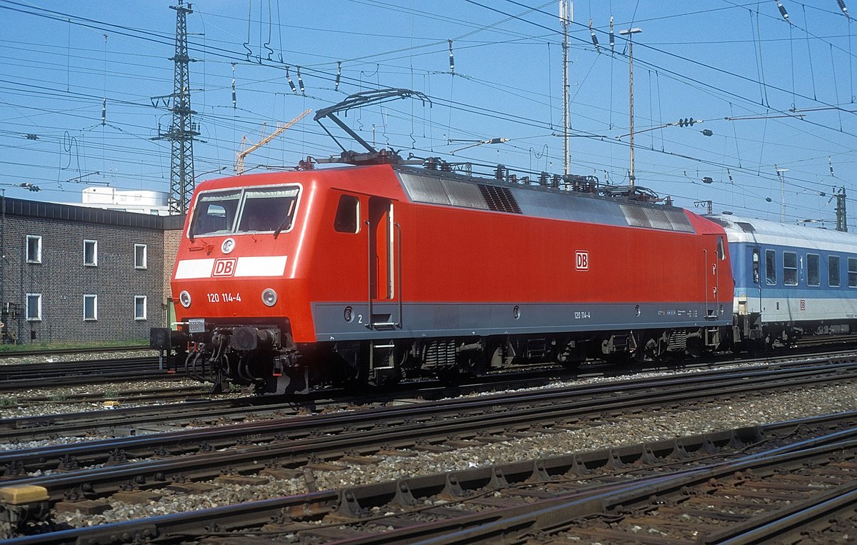 120 114  Ulm Hbf  06.09.02