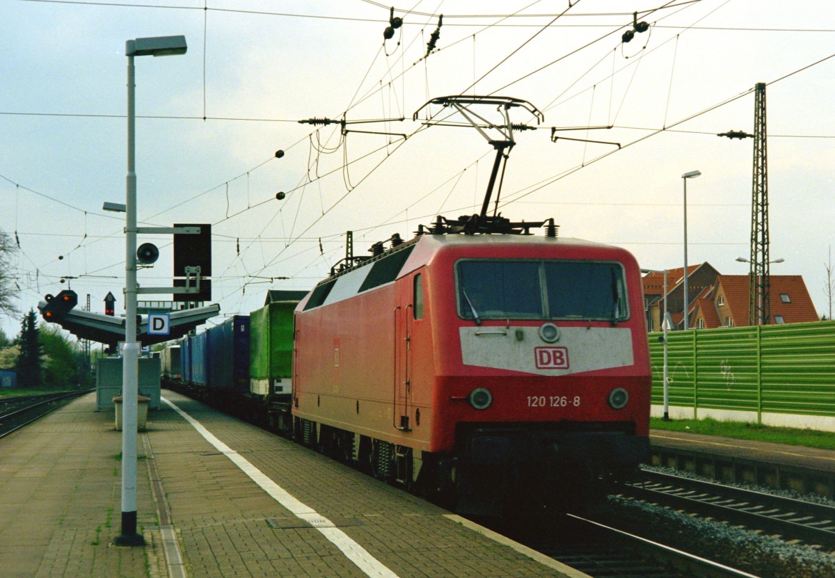 120 126 mit IK 52279 (Lbeck–Elze) am 17.04.1998 in Winsen (Luhe)