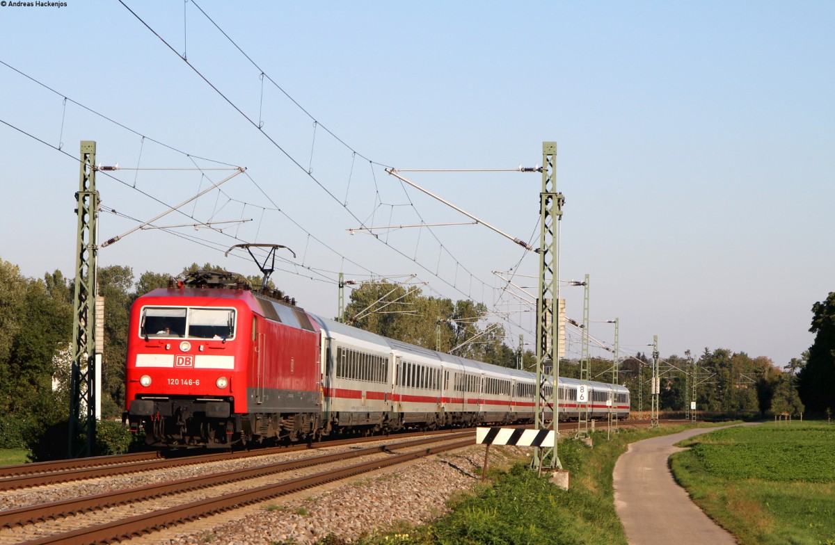 120 146-6 mit dem EC 113  (Frankfurt(Main)Hbf-München Hbf) bei Helmsheim 1.10.15