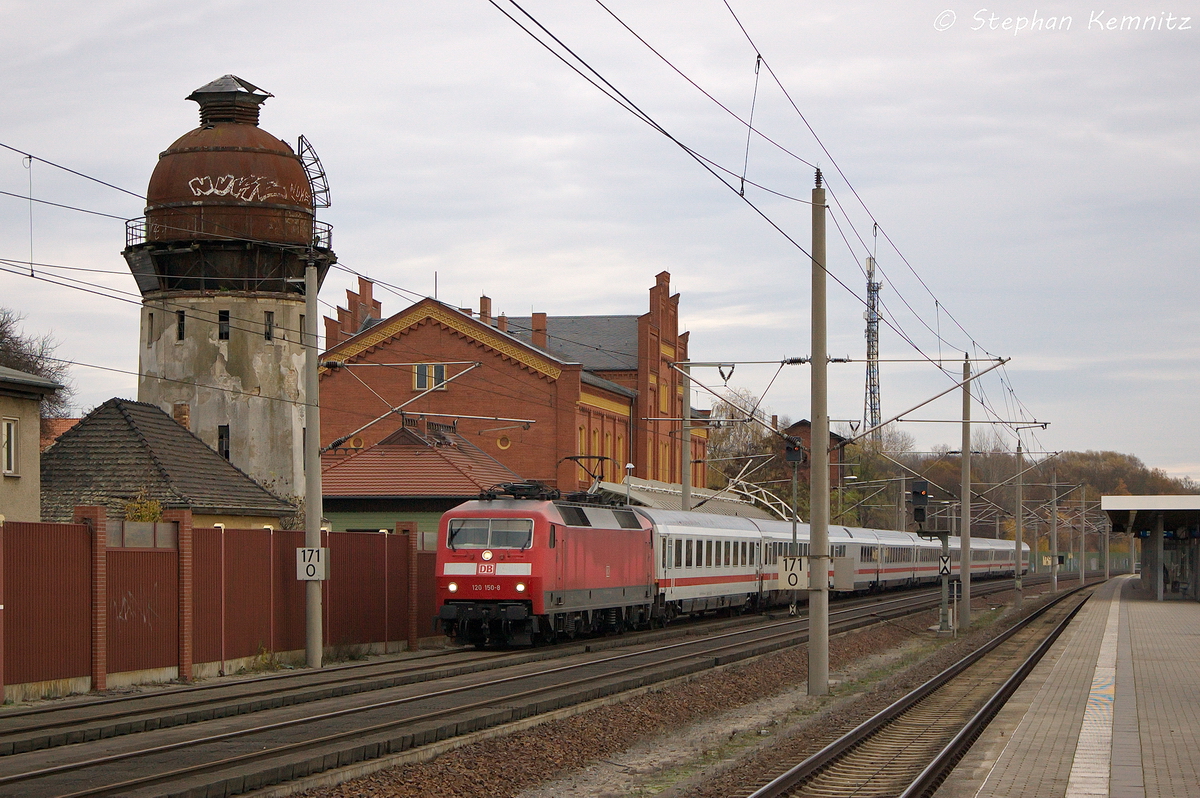 120 150-8 mit dem IC 144 von Berlin Ostbahnhof nach Amsterdam Centraal in Rathenow. 12.11.2013  