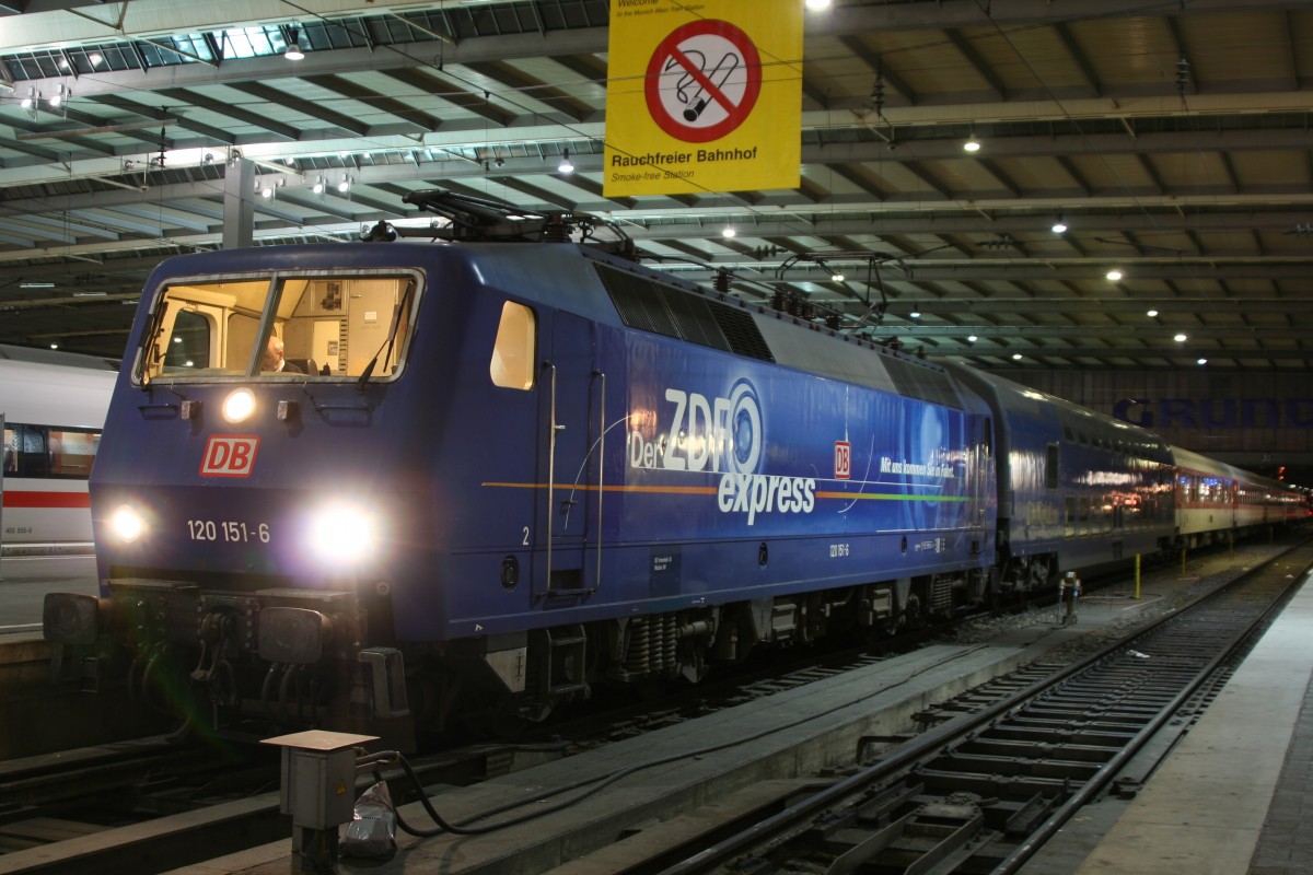 120 151-6 mit EN Jan  Kiepura München Hbf 19.01.2008