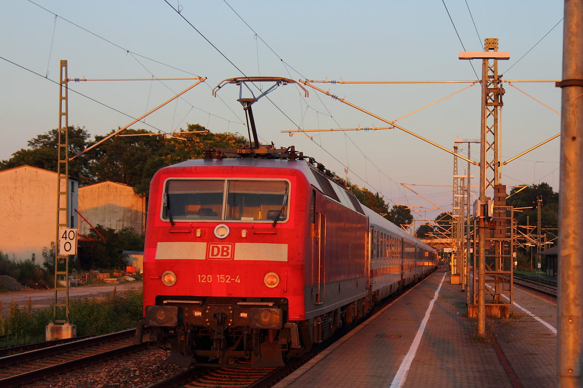 120 152-4 DB in Hochstadt/ Marktzeuln am 29.08.2017.