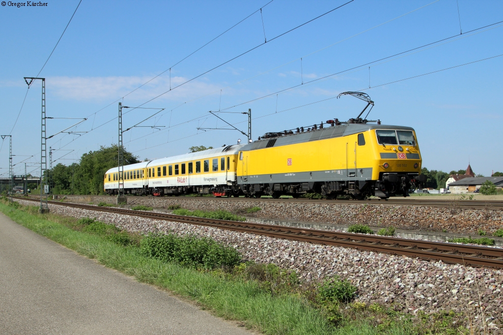 120 160-7 (120 502) mit dem Mess NbZ 94311 (Kraichtal-Bruchsal) beim Abzweig Bruchsal-Nord, 24.07.2014.