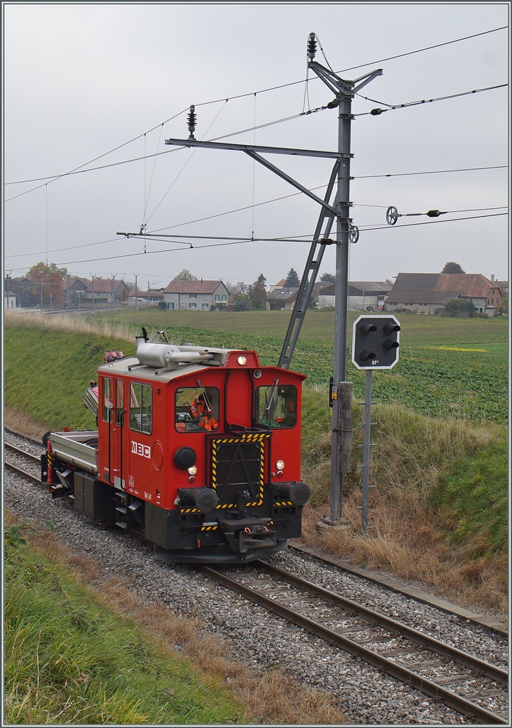 120 Jahre BAM (MBC) - Die Fahrzeug-Parade Apples - Bière: Zuguterletzt als roter Schlusspunkt: der Tm 2/2 41. 
Die Aufnahme entstand kurz nach Apples am 24. Okt. 2015