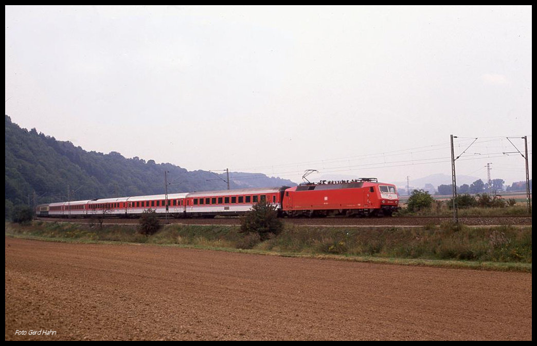 120129 war am 10.09.1989 um 11.18 Uhr bei Freden mit dem Eurocity 91 PRINZ EUGEN in Richtung Süden unterwegs.