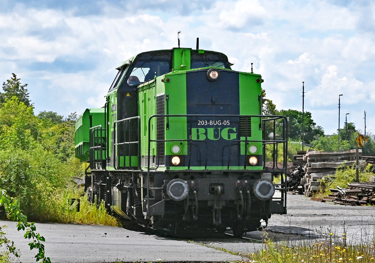 1203 141-7 der BUG (203-BUG-05) beim Bf Euskirchen - 10.08.2021
