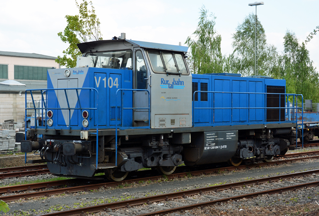 1209 004-1 der Rurtalbahn V 104 in Zülpich - 20.04.2014