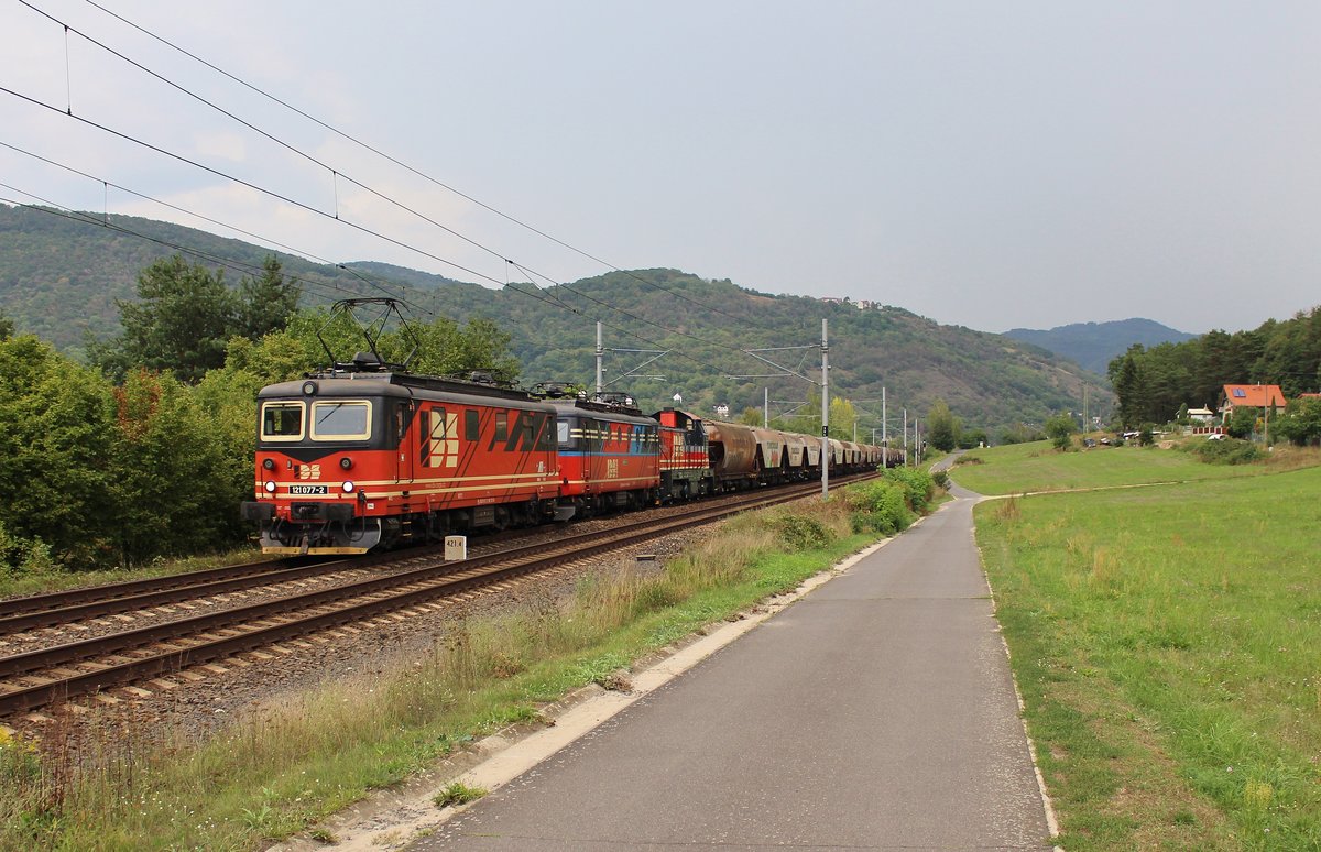 121 077, 140 094 und 731 xxx (IDS) zu sehen am 01.09.19 bei Sebuzin.