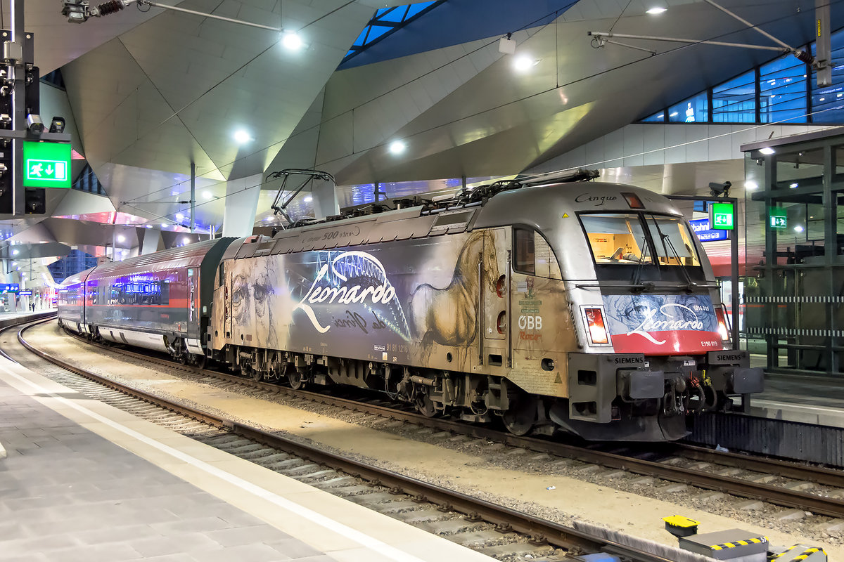 1216 019 ‘Leonardo da Vinci’, kurz vor der Abfahrt mit dem railjet 633 nach Villach Hbf. konnte am 17.10.2019 in Wien Hbf. fotografisch festgehalten werden.