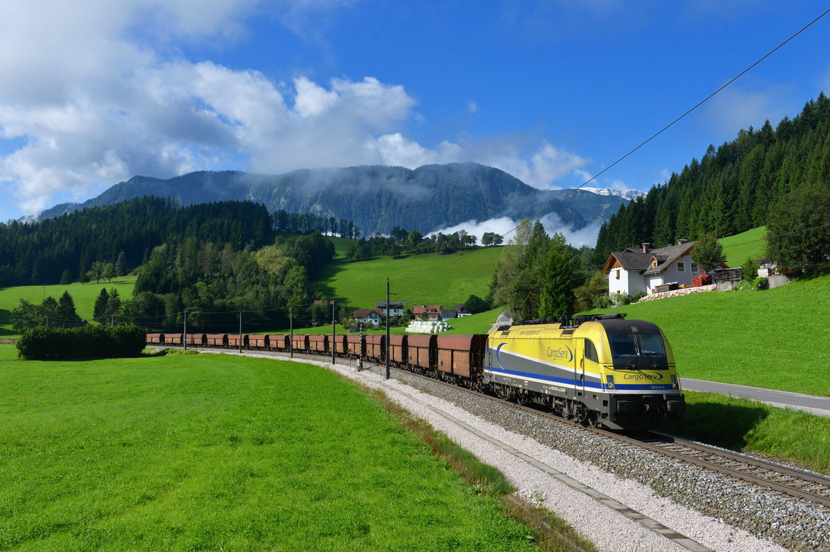 1216 932 mit GAG 61004 am 04.09.2017 bei Windischgarsten. 