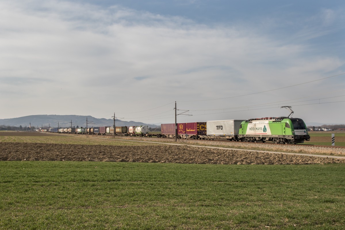 1216 954  Hödlmayr  am 17. März 2015 bei Traismauer.