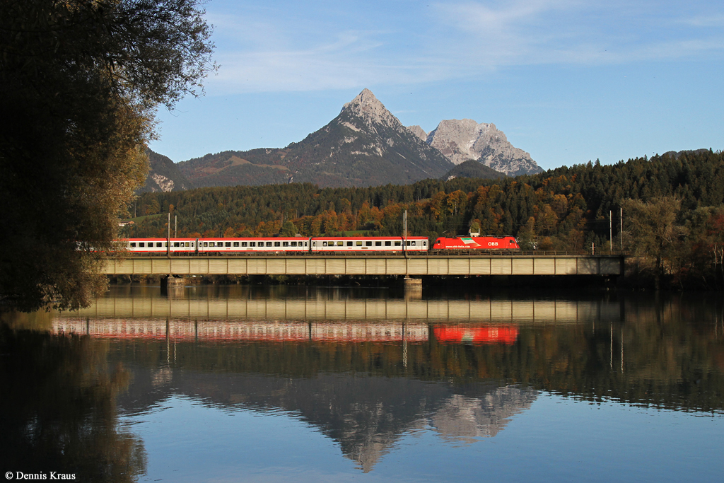 1216 mit EC 83 am 24.10.2015 bei Kirchbichl.