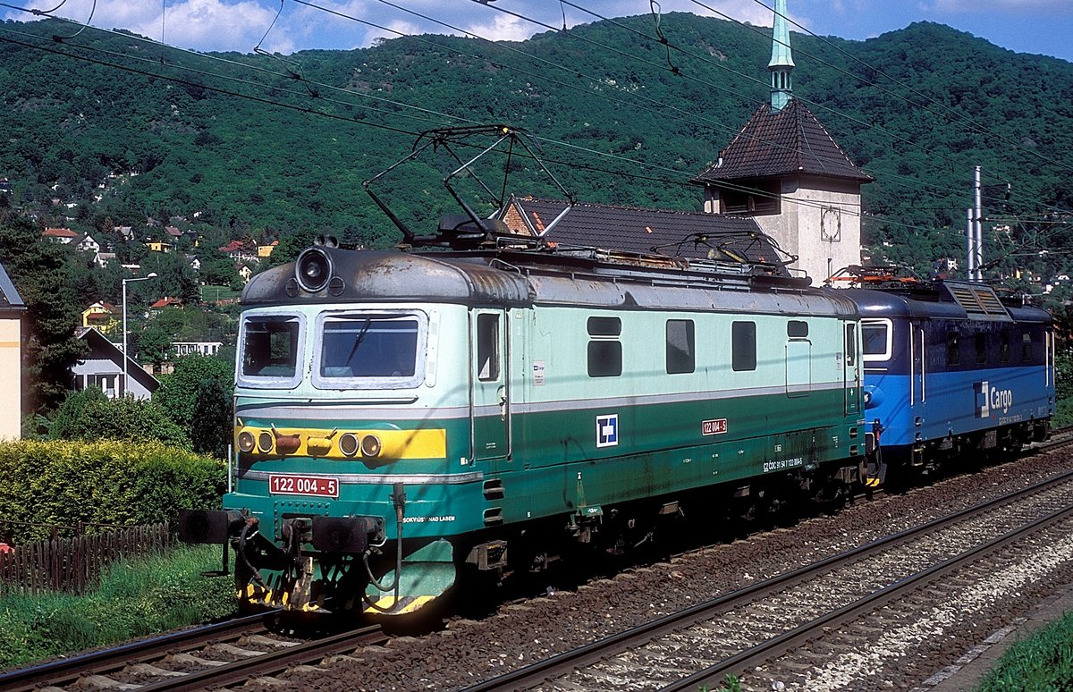 122 004 + 130 024  Usti nad Labem  13.05.15
