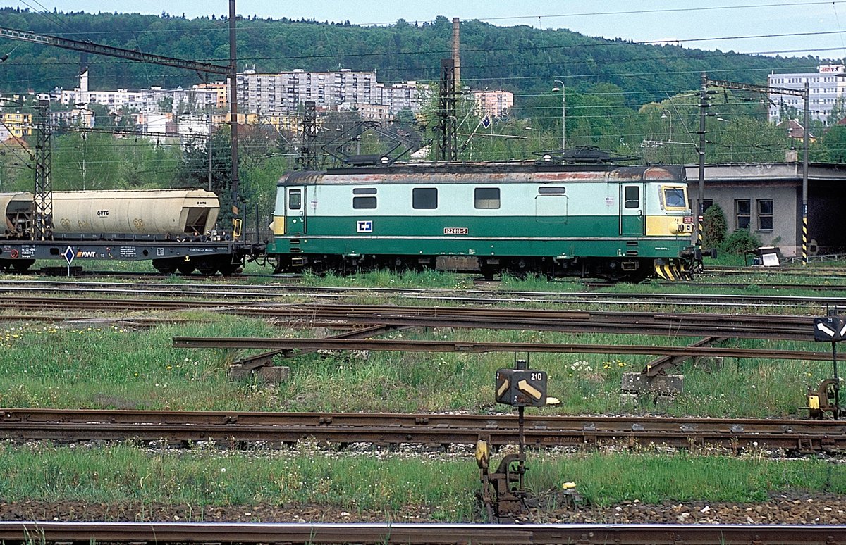 122 018  Decin - Vychod  03.05.15