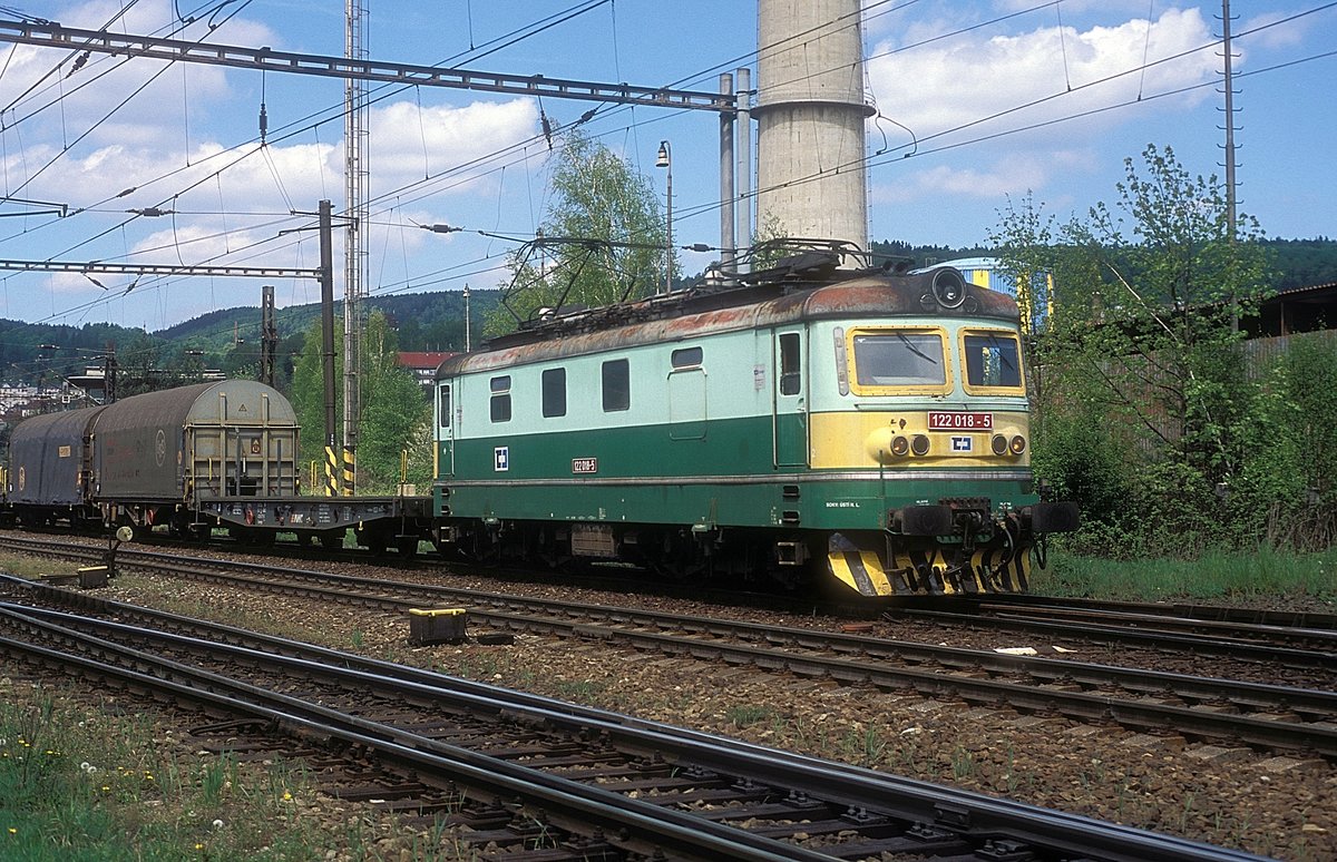 122 018  Decin - Vychod  03.05.15