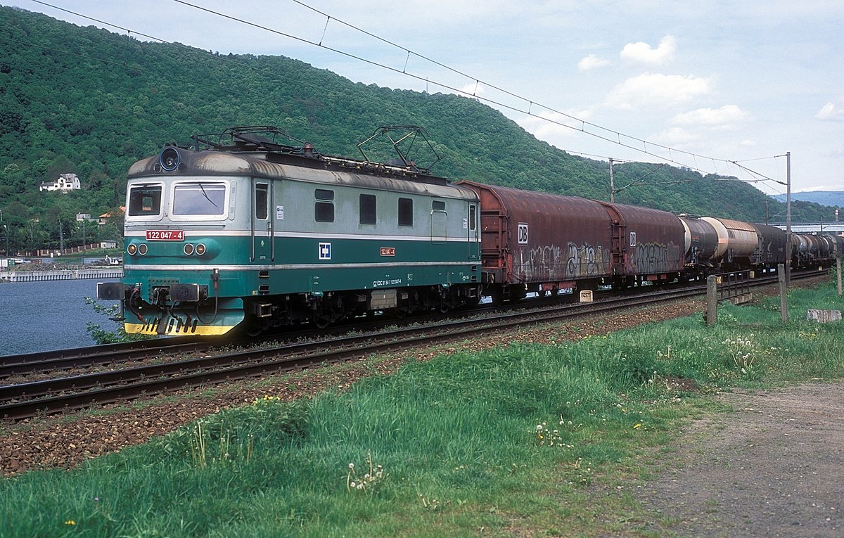 122 047  Usti - Strekov  08.05.15