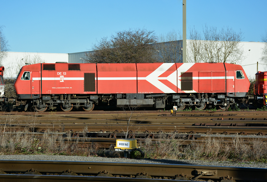 1240 003-4 (Mak DE 1024) der HGK DE13 in Brühl-Vochem - 08.01.2016