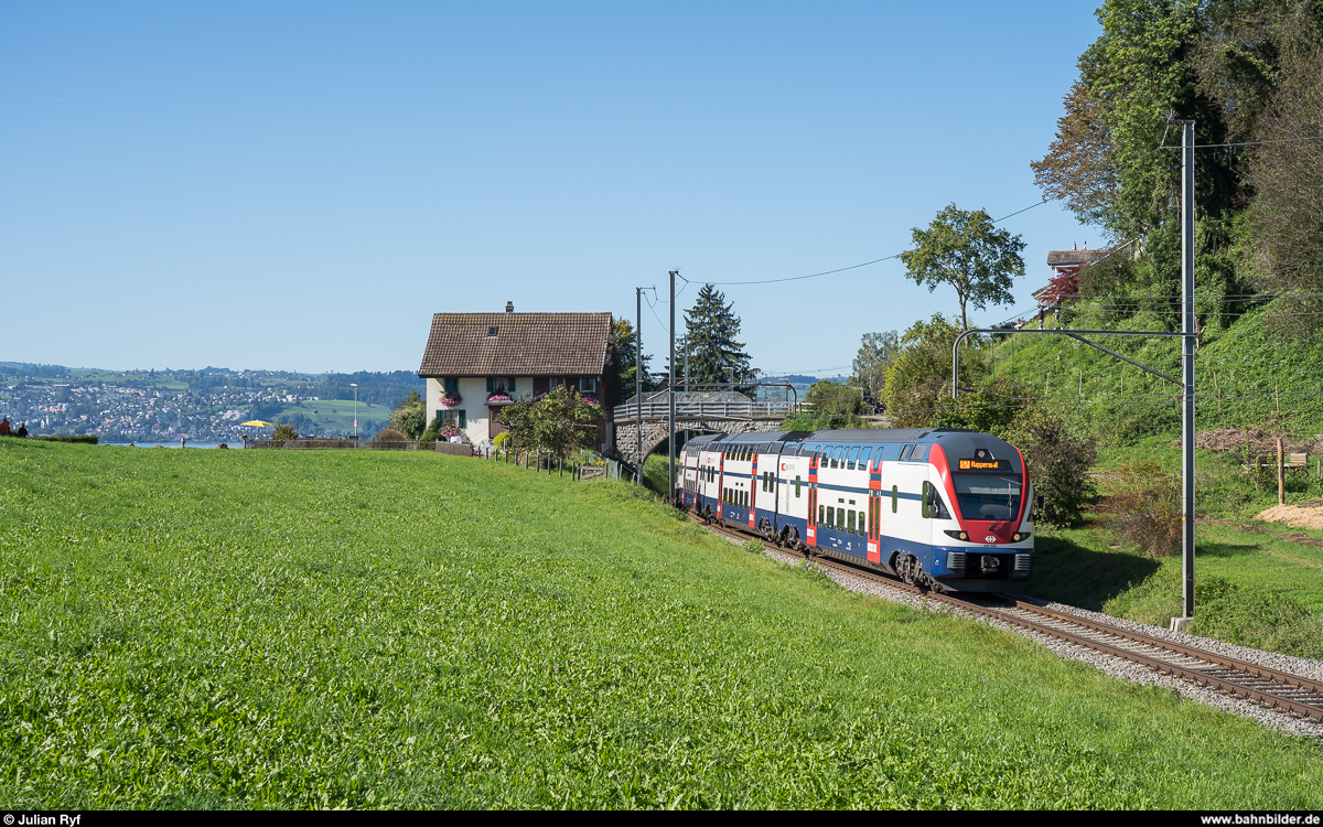 125 Jahre rechtsufrige Zürichseebahn Rapperswil - Zürich am 29. September 2019.<br>
SBB RVD RABe 511 052 als S7 Winterthur - Rapperswil zwischen Uerikon und Feldbach.
