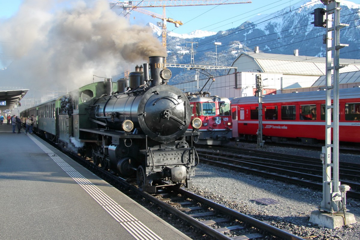125 Rhätische Bahn,Dampfextrazug mit G4/5 108  Engiadina  nach Disentis/Muster kurz vor der Abfahrt in Landquart.23.02.14