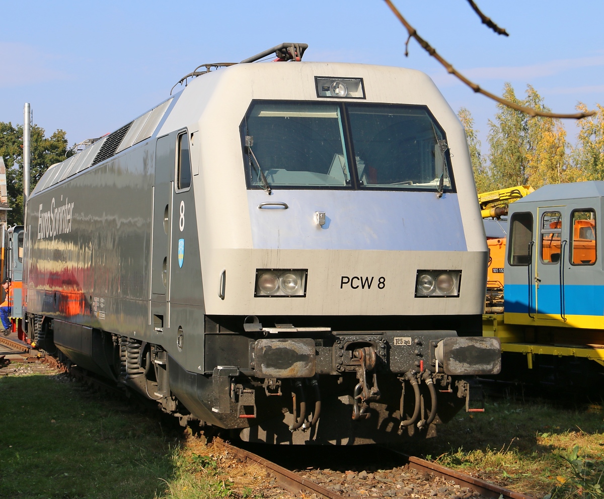 127 001-6 (ES 64 P-001/ PCW8) ausgestellt im Bahnbetriebswerk Weimar am Tag der offenen Tür am 10.10.2015.
