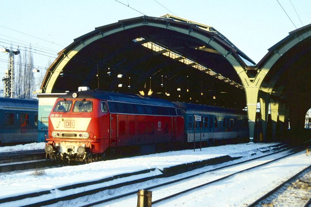 128 130 in Hagen Hbf. Januar 1996