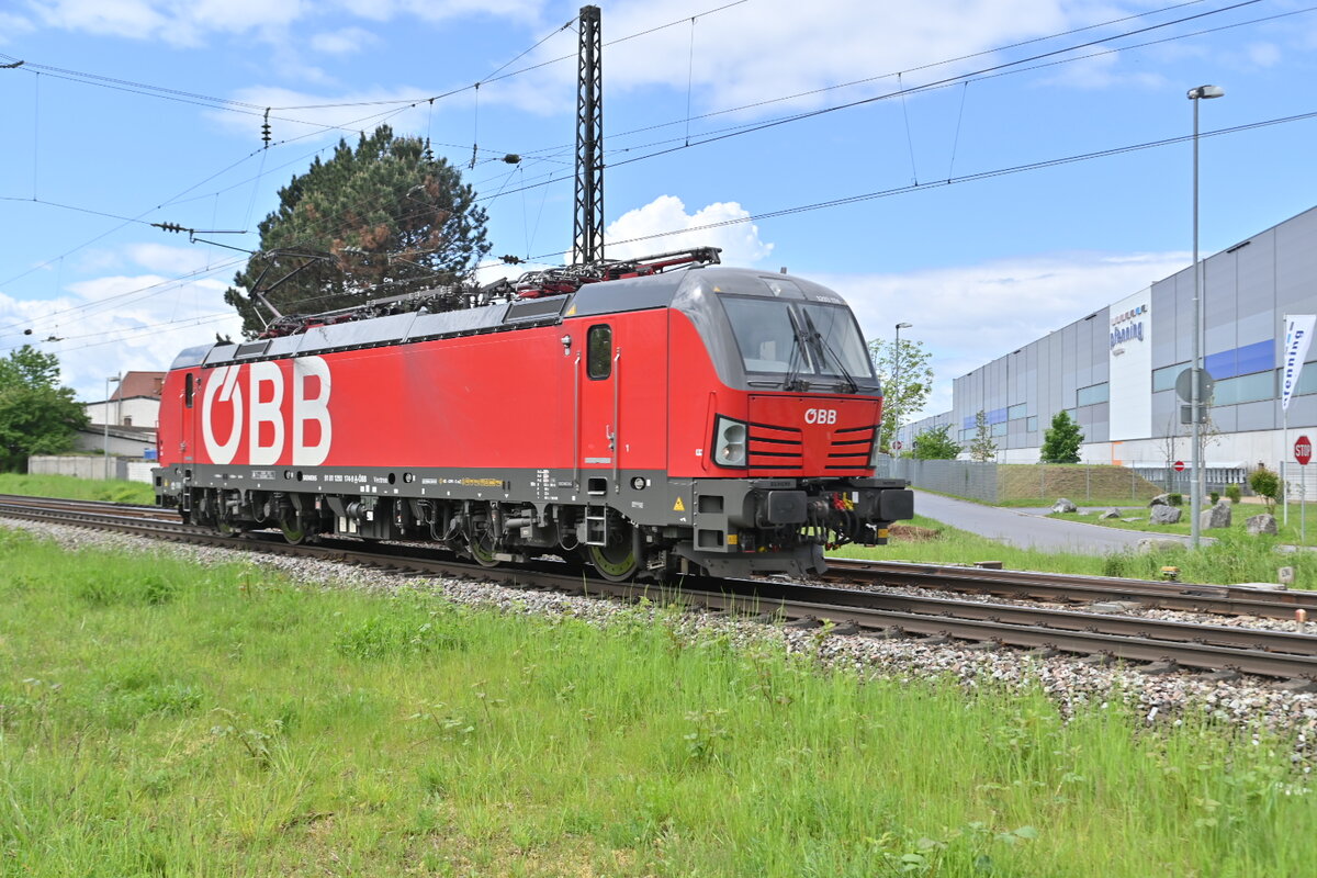 1293 173 LZ durch Heddesheim/Hirschberg gen Weinheim fahrend am 28.5.2021
