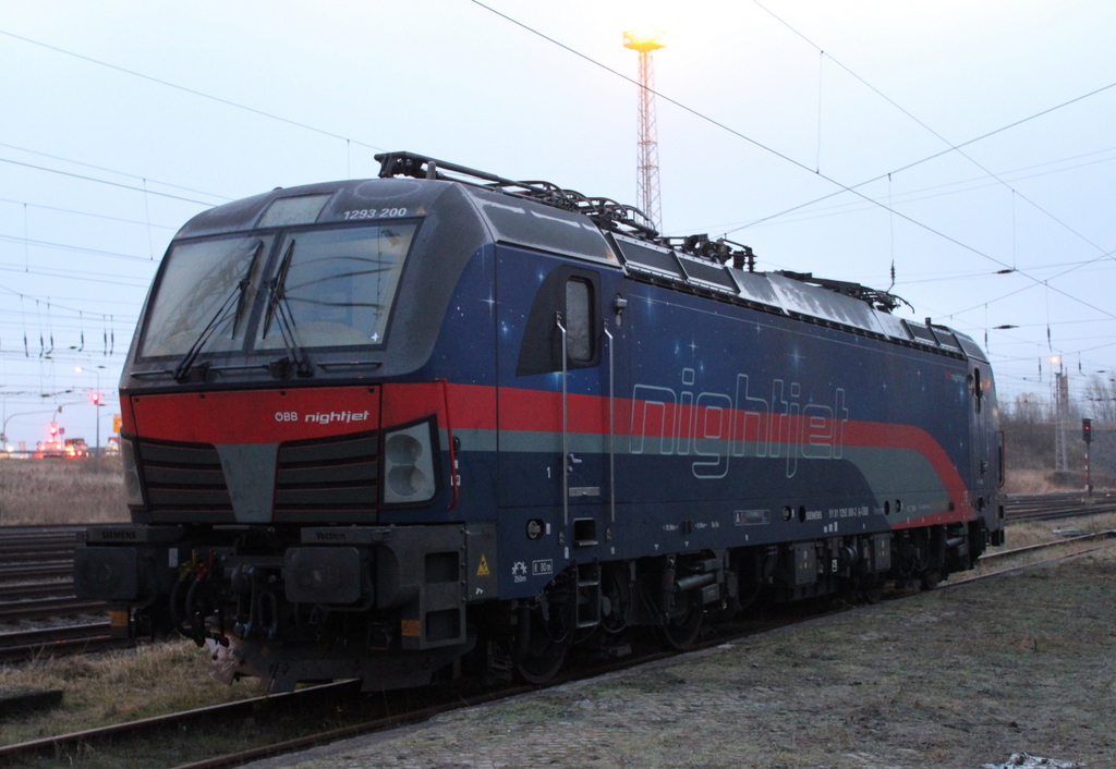 1293 200 (ÖBB Nightjet)war am ehemaligen S-Bahnhaltepunkt Rostock-Hinrichsdorfer Str.abgestellt.22.12.2021 