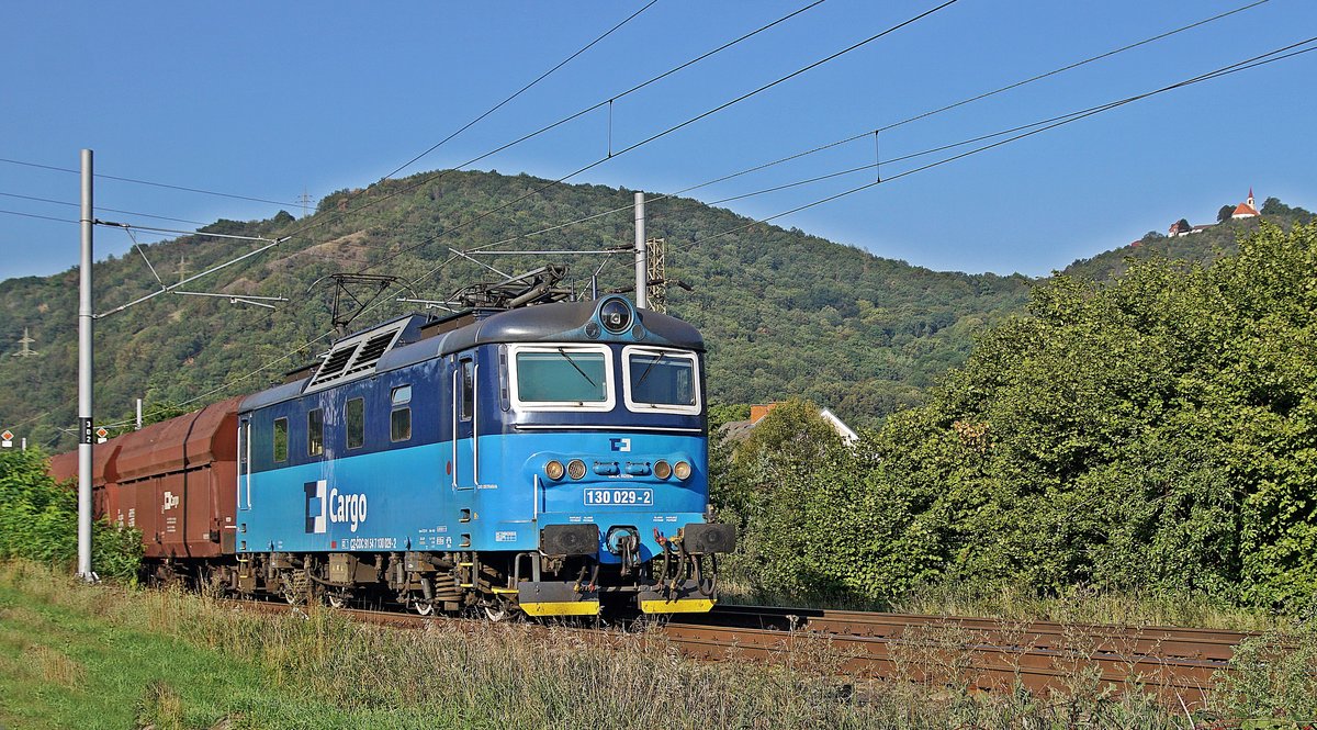 130 029 der CD Cargo am 22.08.2019 im Elbtal bei Církvice (CZ).
