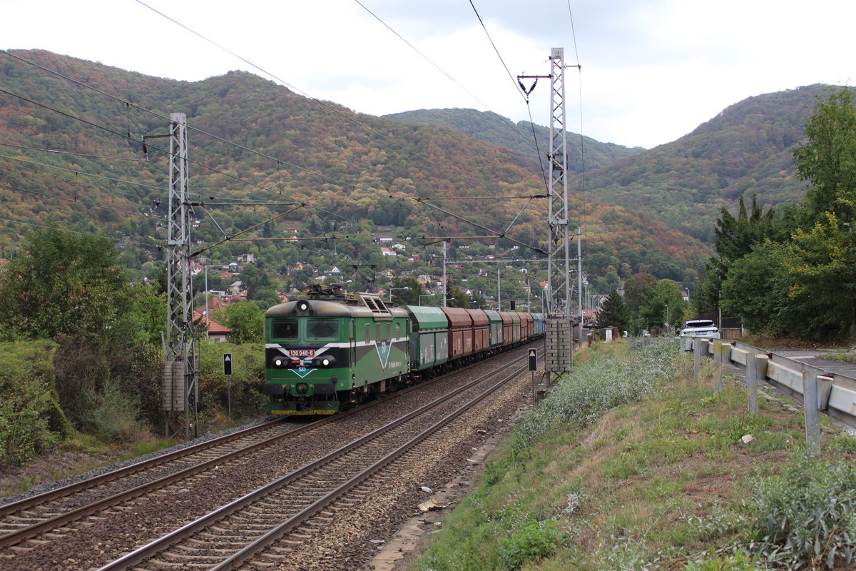 130 046-6 (SD) zu sehen am 22.09.18 in Vanov.