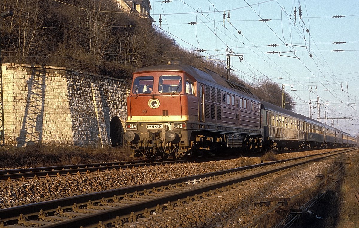 132 136  Weißenfels  23.02.90