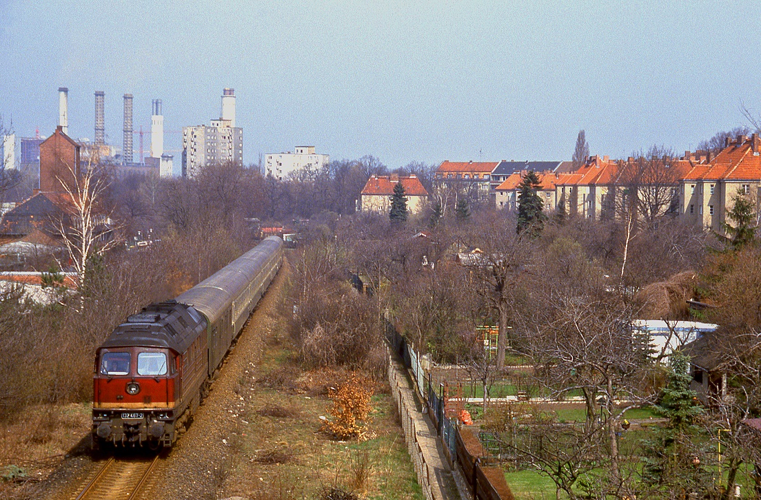 132 467, Berlin Westend, Olympiabrücke, 14.04.1987.
