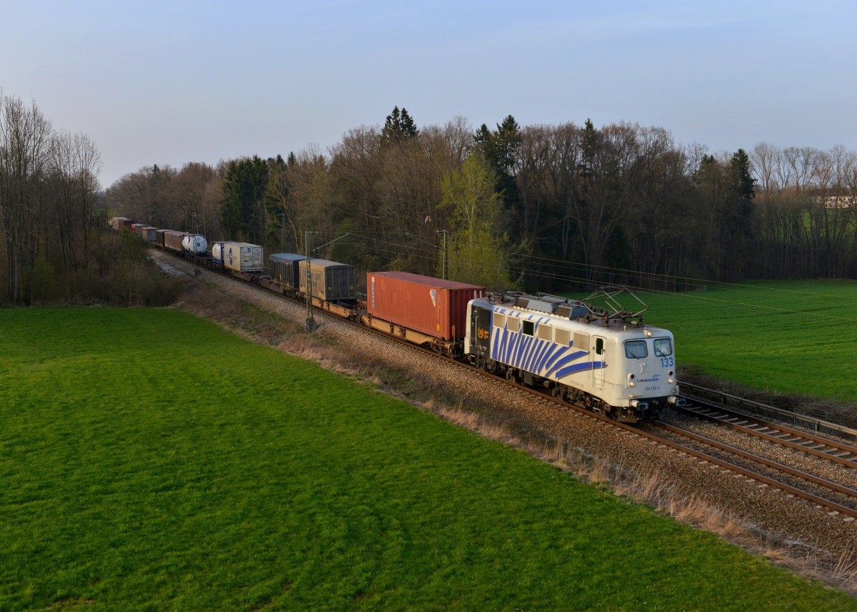 139 133 mit einem KLV am 01.04.2014 bei Gutmart.