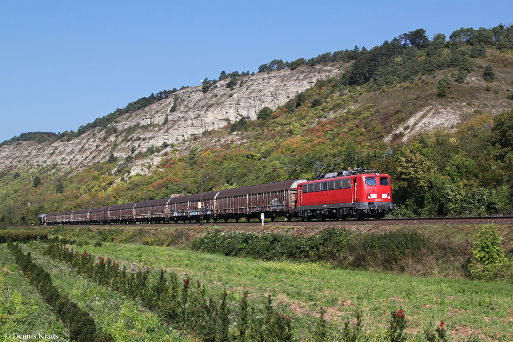 139 287 mit einem Gterzug am 28.09.2013 bei Gambach.