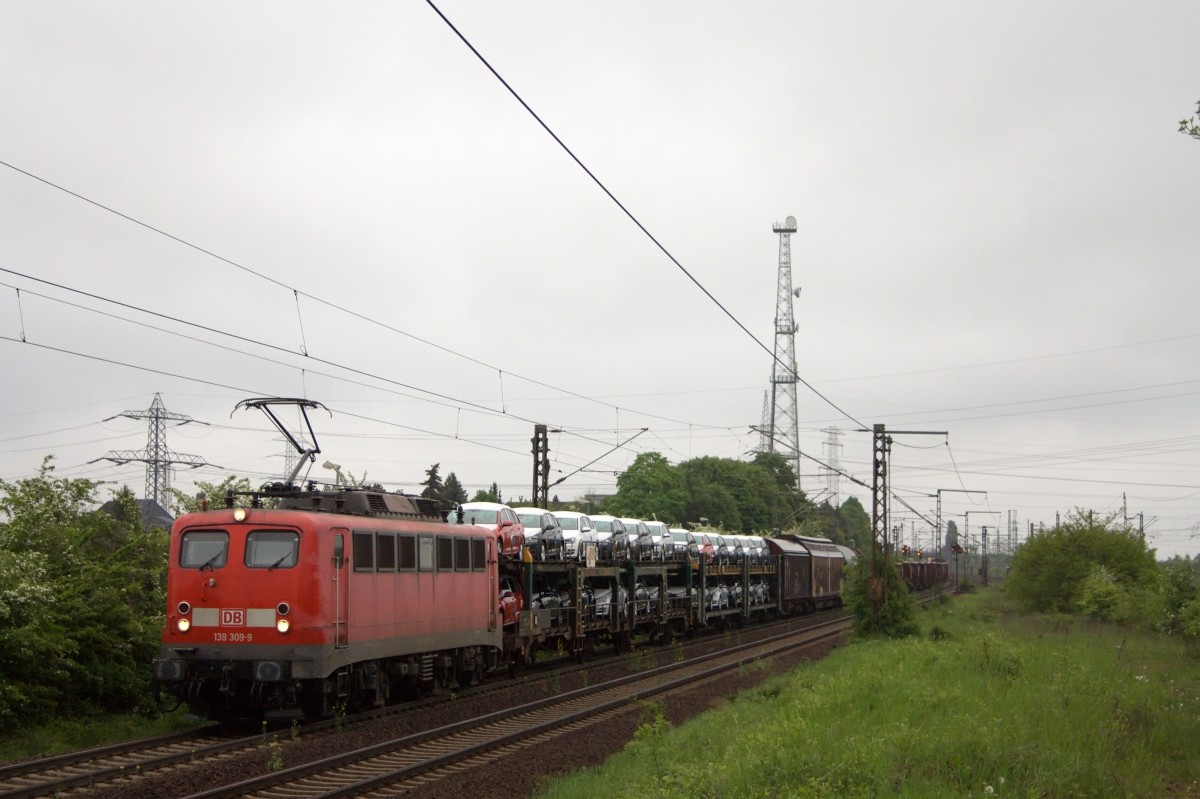 139 309-9 zieht am 02.05.2014 einen Gemischten durch Ahlten