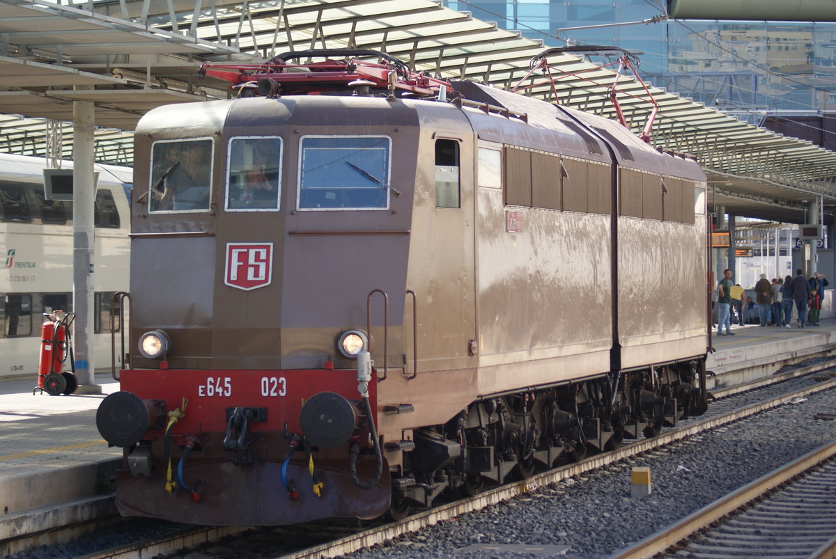 14 may 2017, Roma Tiburtina, preserved historical electric locomotive e 645.023 is supporting a special steam train. 