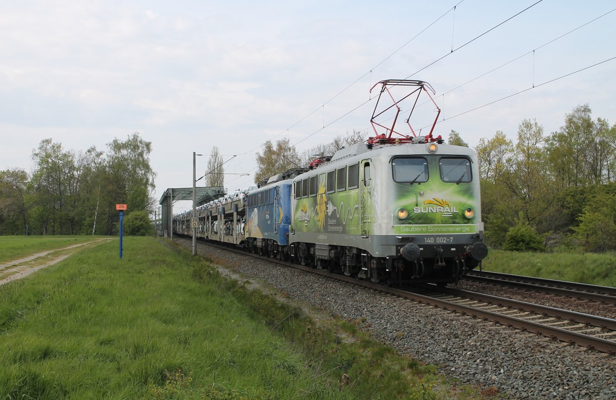 140 002-7+140 848-3 EVB mit Autologistiker bei Woltorf am 30.04.2016