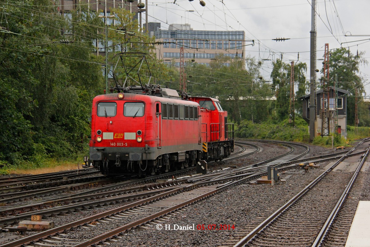 140 003-2 EBM Cargo & EBM Cargo 203 115-2 in D�sseldorf Rath, Juli 2014.