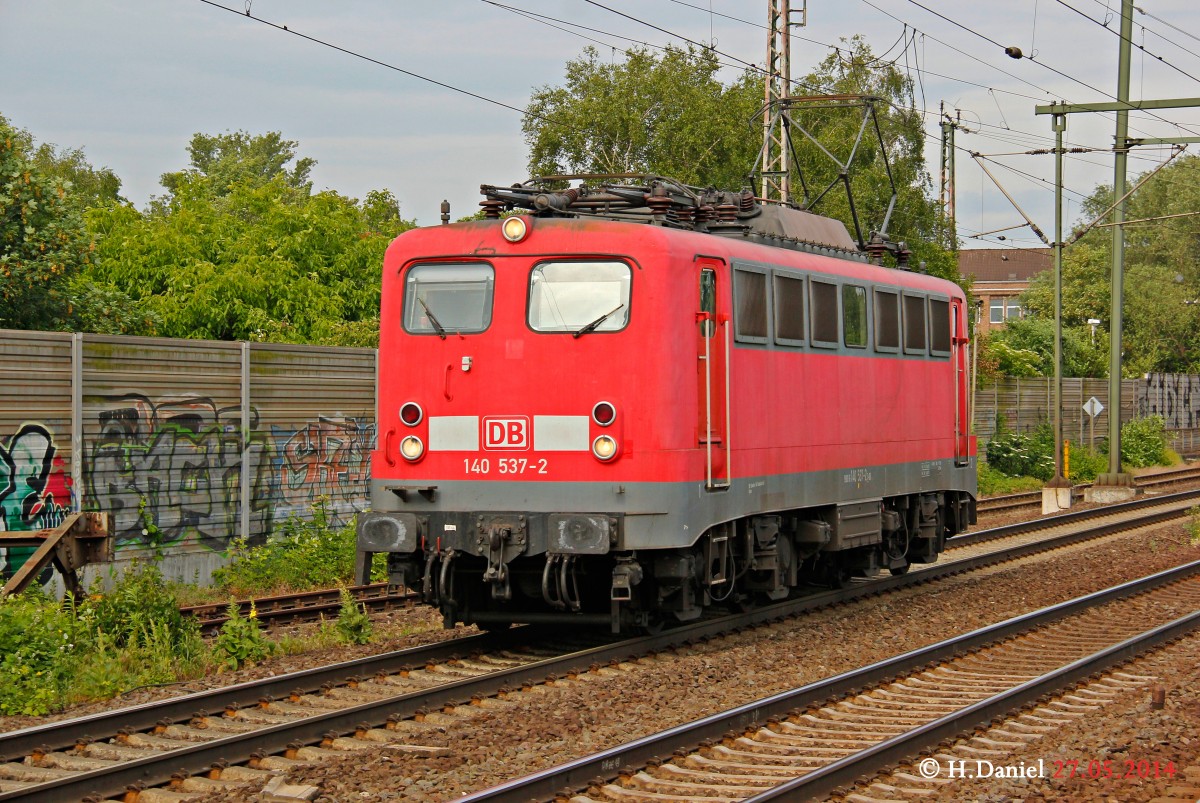 140 537-2 als Lz am 27.05.2014 in Hannover Linden Fischerhof.