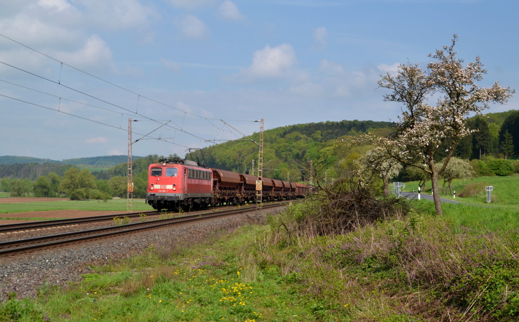 140 590-1 mit EK 53791 Hannover-Linden - Göttingen Gbf am 22.04.2014 bei Salzderhelden.