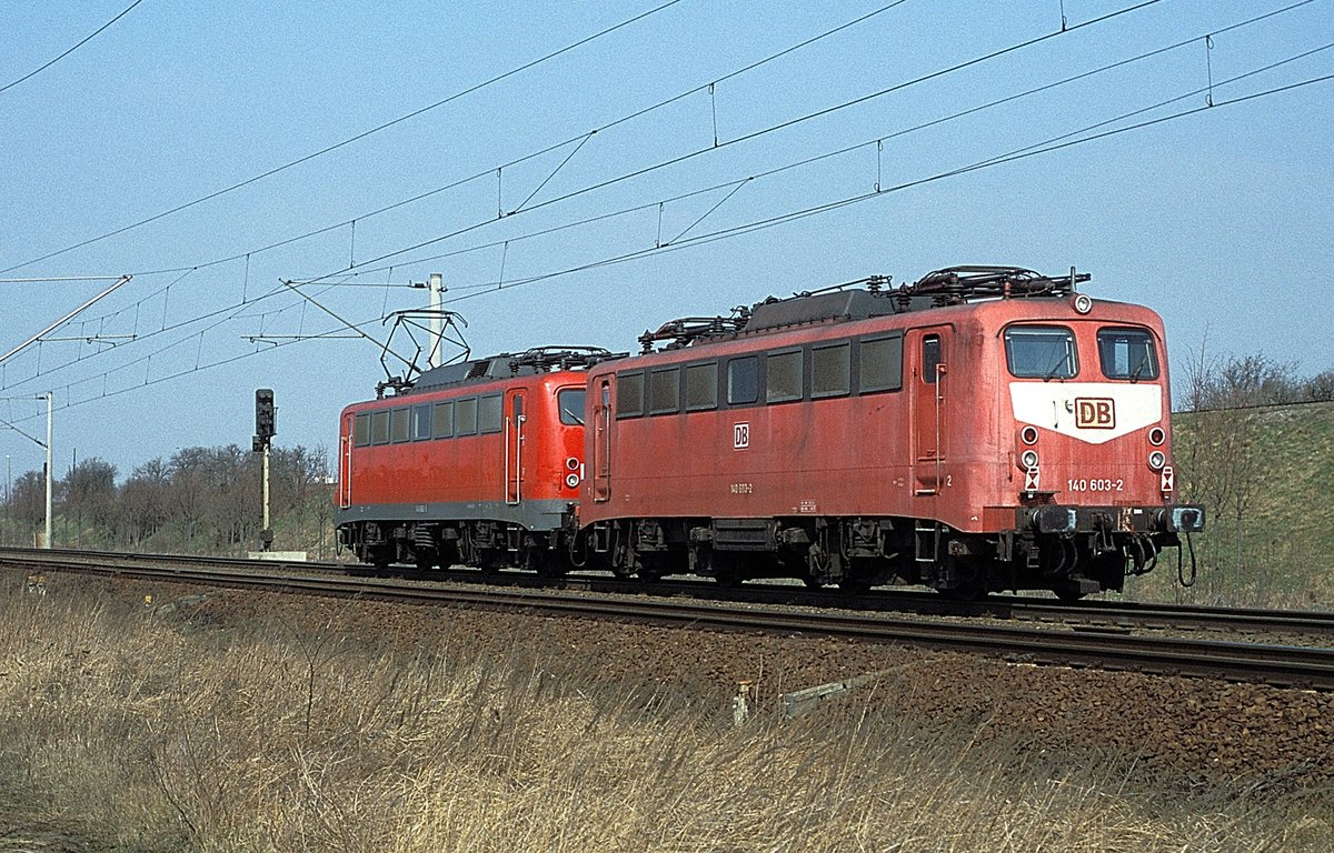 140 603 + 140 668  bei Leuna  25.03.03