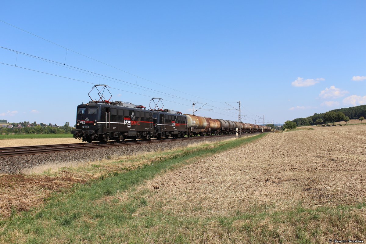 140 815 + 140 811 EBS mit Kesselwagen bei Nörten-Hardenberg am 03.08.2018

