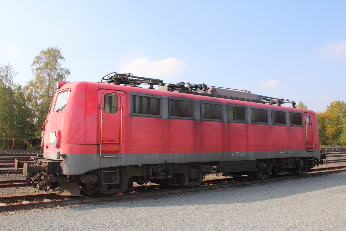 140 844-2 in Neuenmarkt (DDM) am 08.10.2013.  