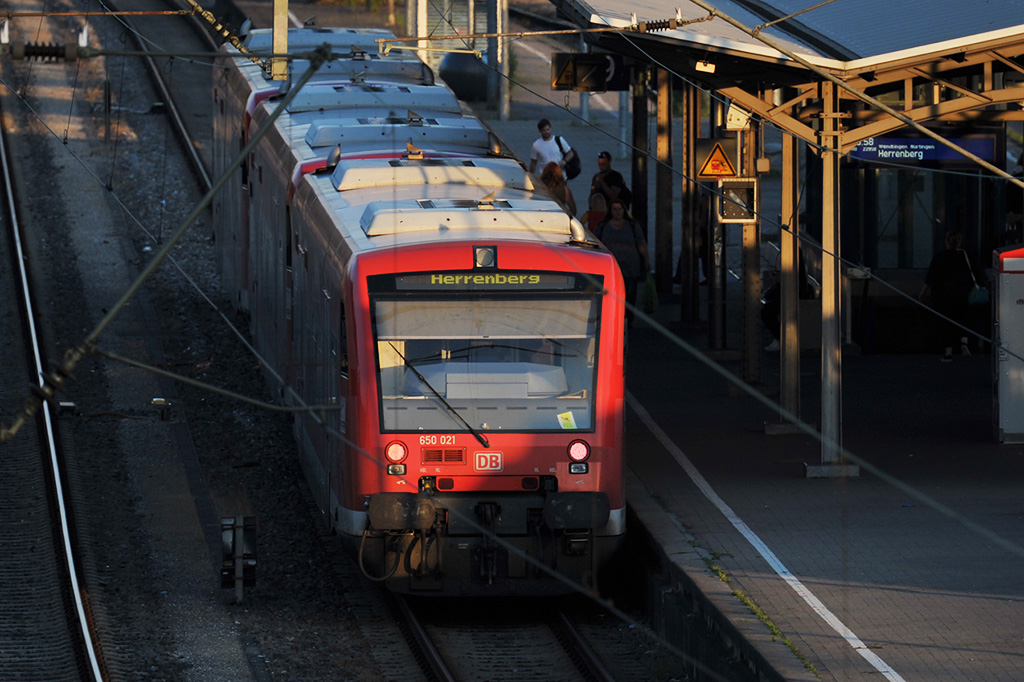14.06.2017 Plochingen, 650 021 nach Herrenberg