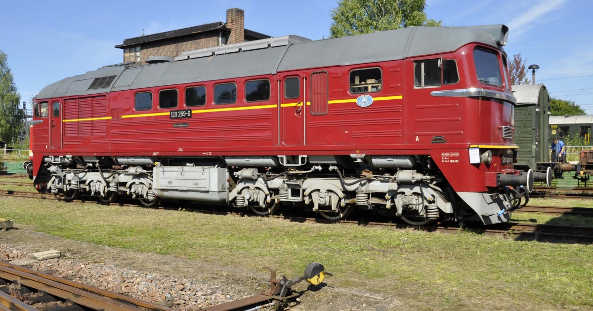 14.09.2013 Chemnitz-Hilbersdorf Heizhausfest; jedes Jahr wieder ein prchtiges Ausstellungstck, die 120 269-6