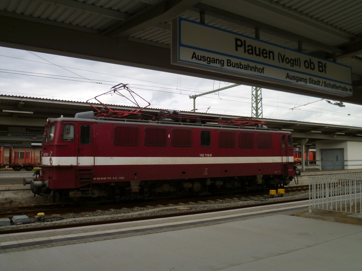 142 110 der EBS hier am 26.06.13 in Plauen/V.oberer Bahnhof.